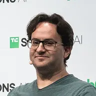 Jared Kaplan. Photo: TechCrunch, CC BY 2.0